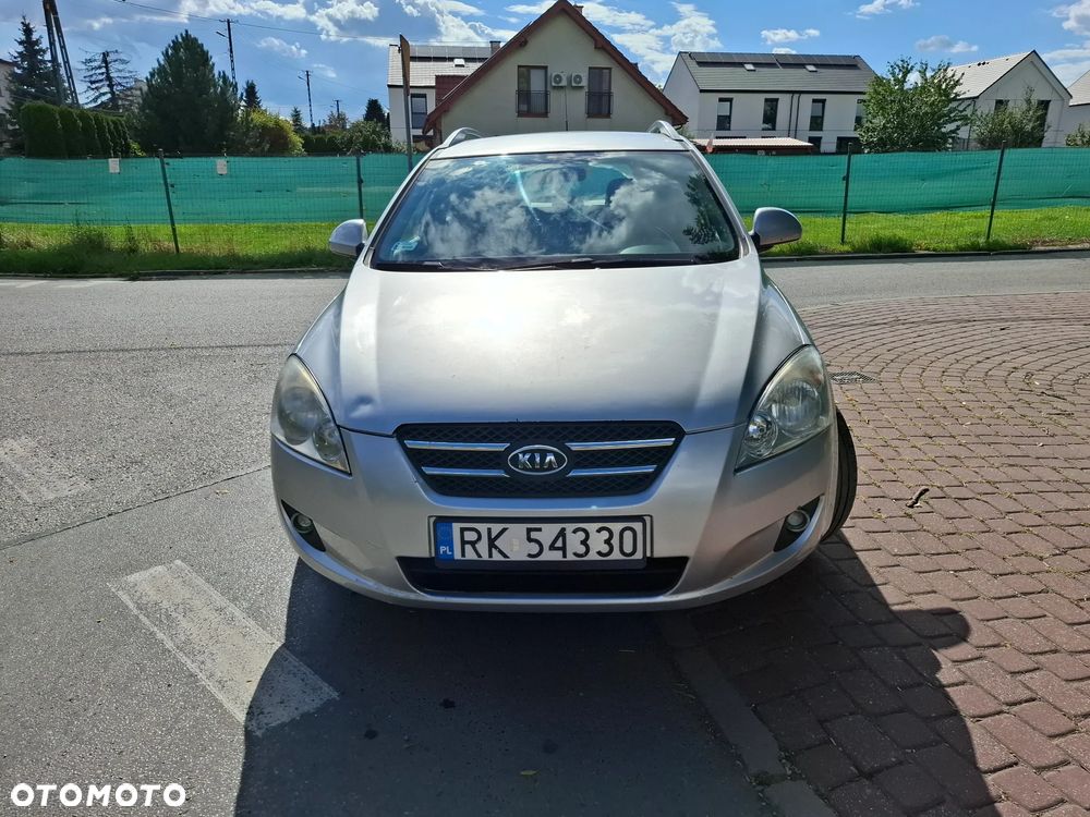 Kia Ceed - 3
