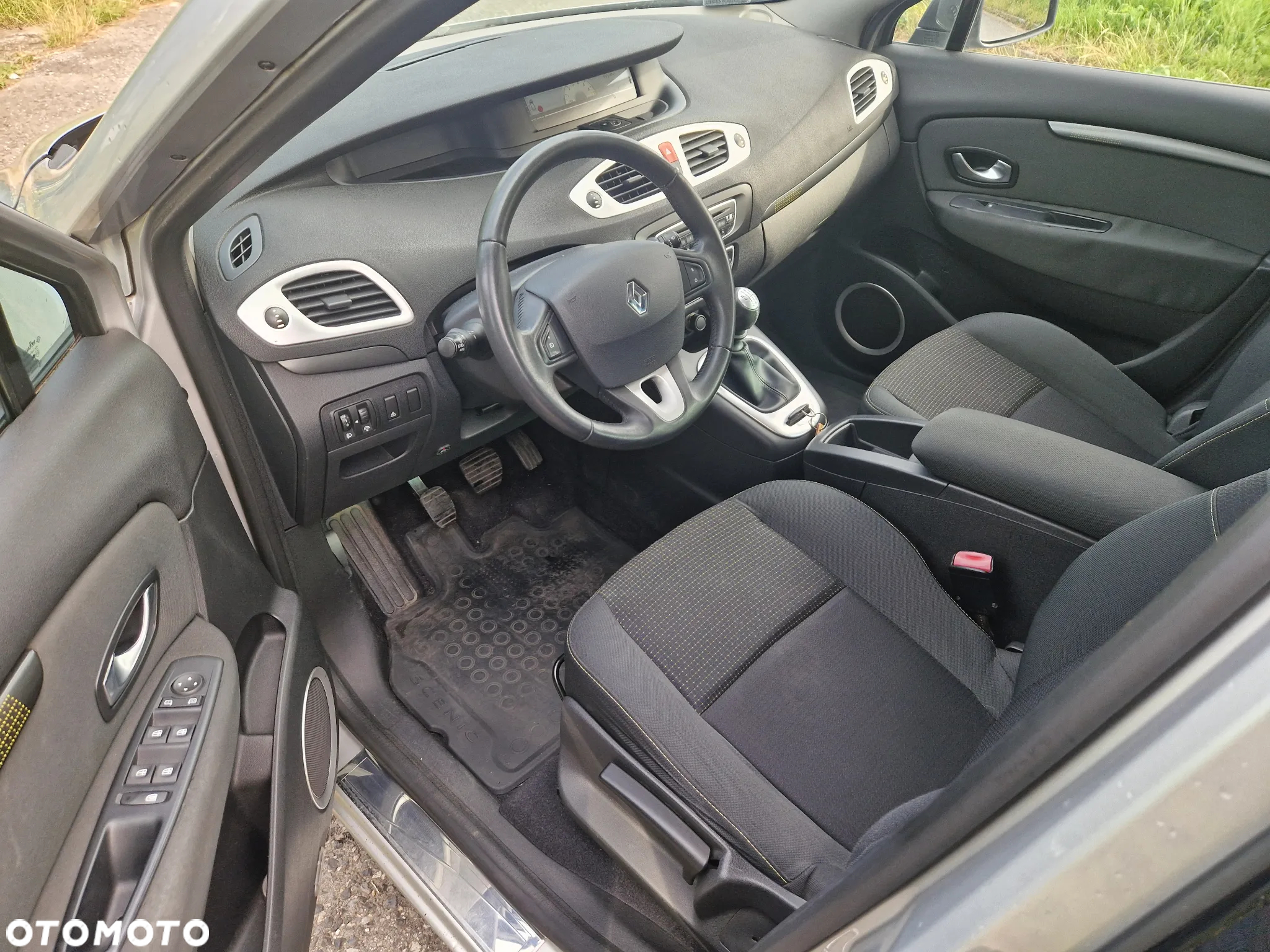 Renault Grand Scenic TCe 130 Luxe - 3