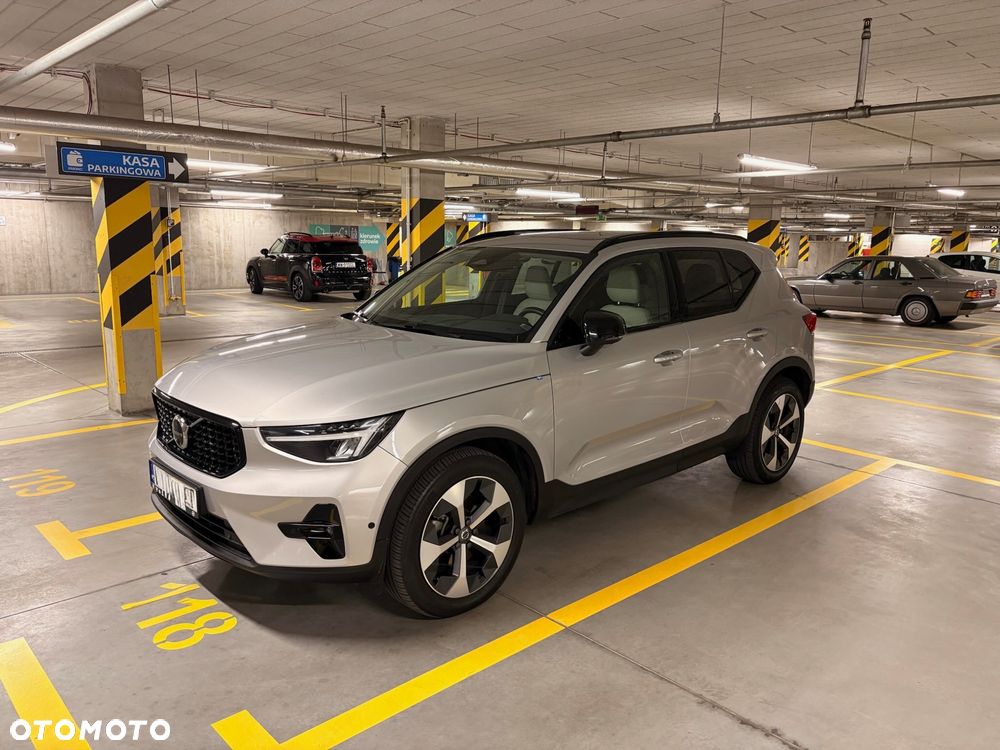 Volvo XC 40 B5 AWD Ultimate Dark - 5
