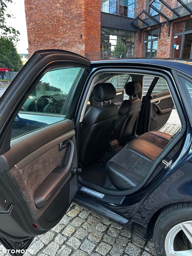 Audi A4 Limousine - 6