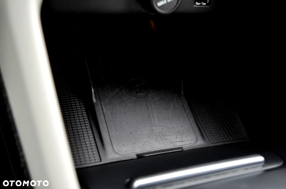 Volvo XC 40 T3 Inscription - 32