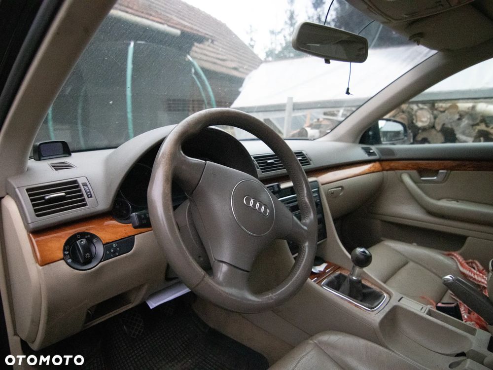 Audi A4 Avant 1.9 TDI - 8