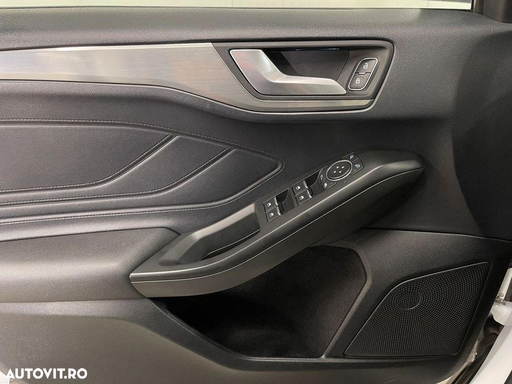 Ford Focus 1.5 EcoBlue Titanium - 24