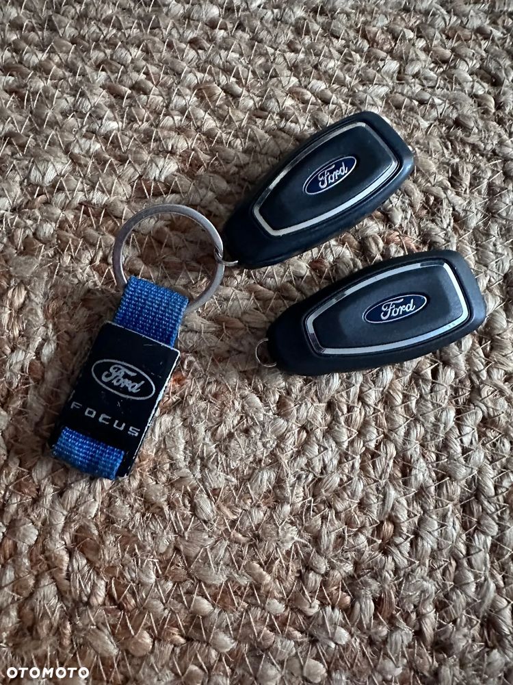 Ford Focus 1.5 EcoBoost Titanium ASS - 17