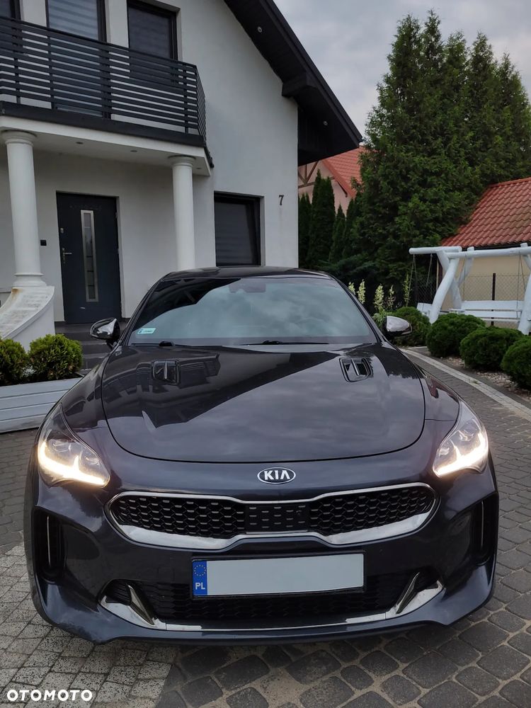 Kia Stinger 2.2 CRDi GT Line - 1