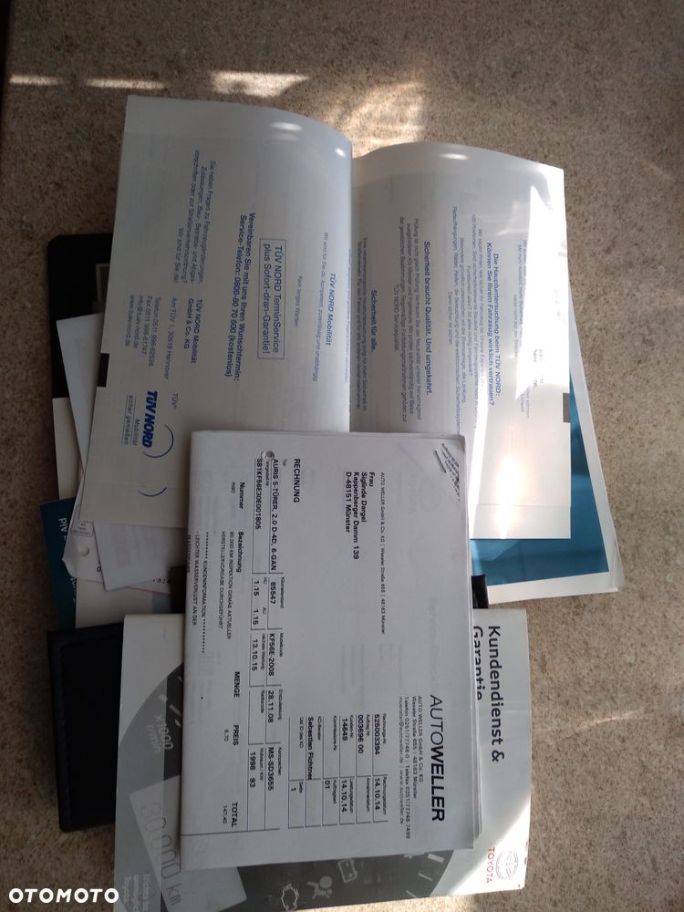 Toyota Auris 2.0 D-4D - 14