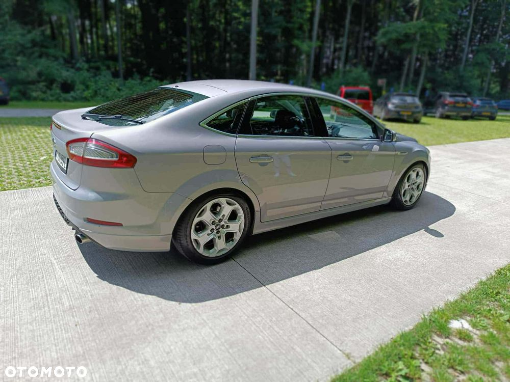 Ford Mondeo - 8