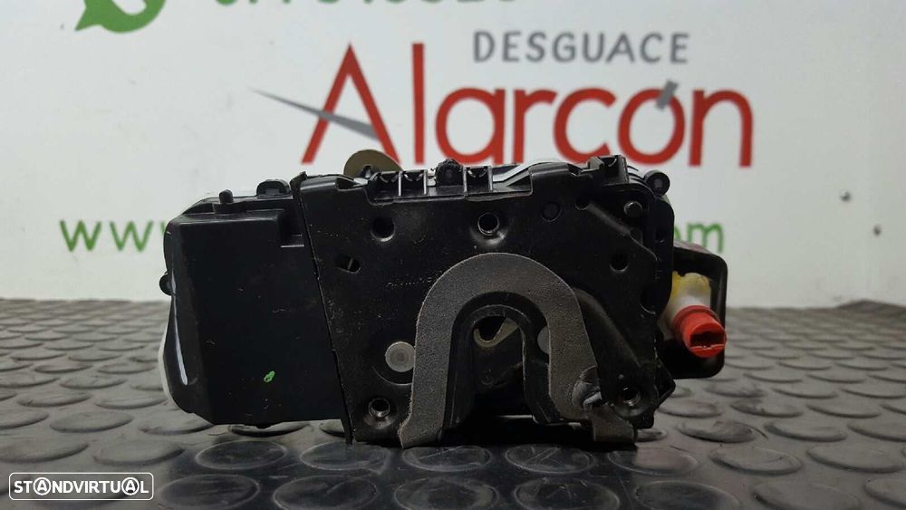 FECHADURA PORTA TRASEIRA DIREITA PEUGEOT 607 (S1) 2.0 HDI FAP CAT - 7