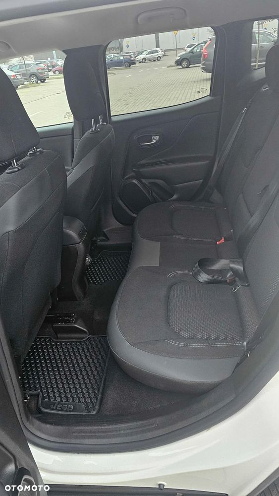 Jeep Renegade 1.3 GSE T4 Turbo Limited FWD S&S - 12