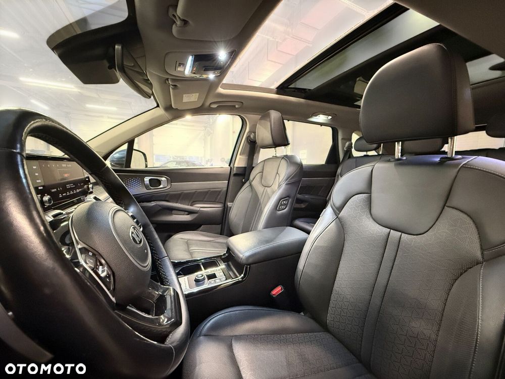 Kia Sorento 1.6 T-GDI HEV XL 7os - 22