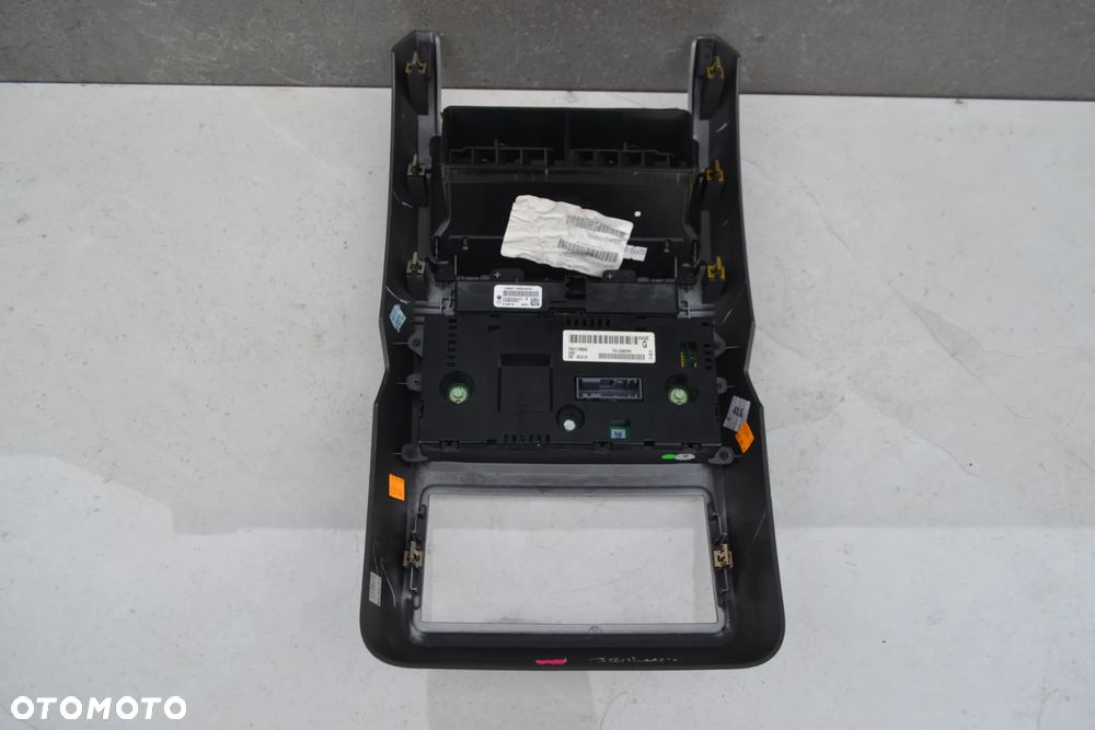 DODGE JOURNEY PANEL STEROWANIA KLIMATYZACJI RAMKA ŚRODKOWA KRATKI NAWIEWU PRZEŁĄCZNIKI 55111898AE 04602562AG - 2