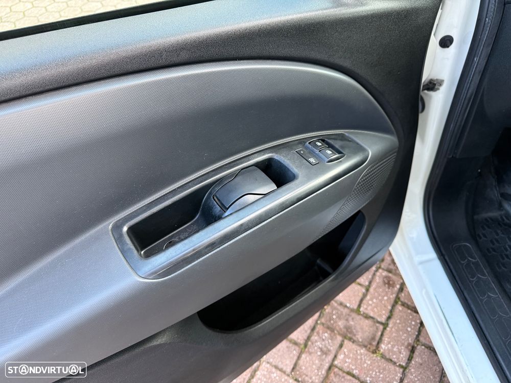 Fiat Doblo 1.3 Multijet - 12