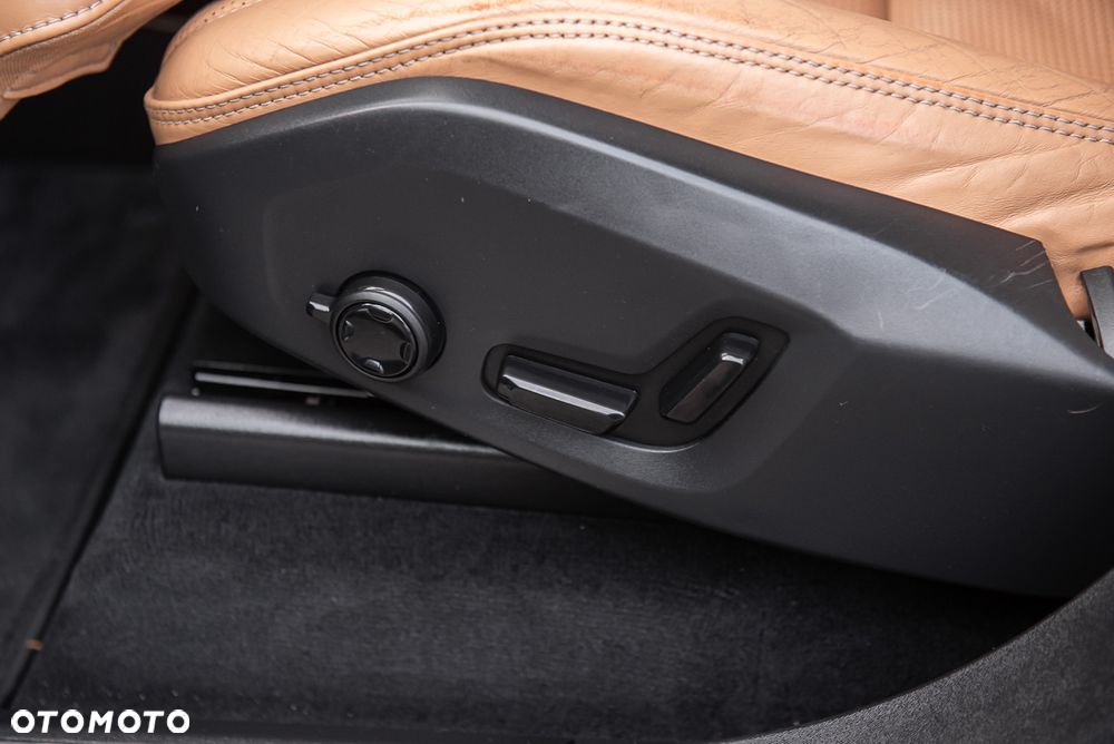 Volvo XC 90 T6 AWD Geartronic Inscription - 18