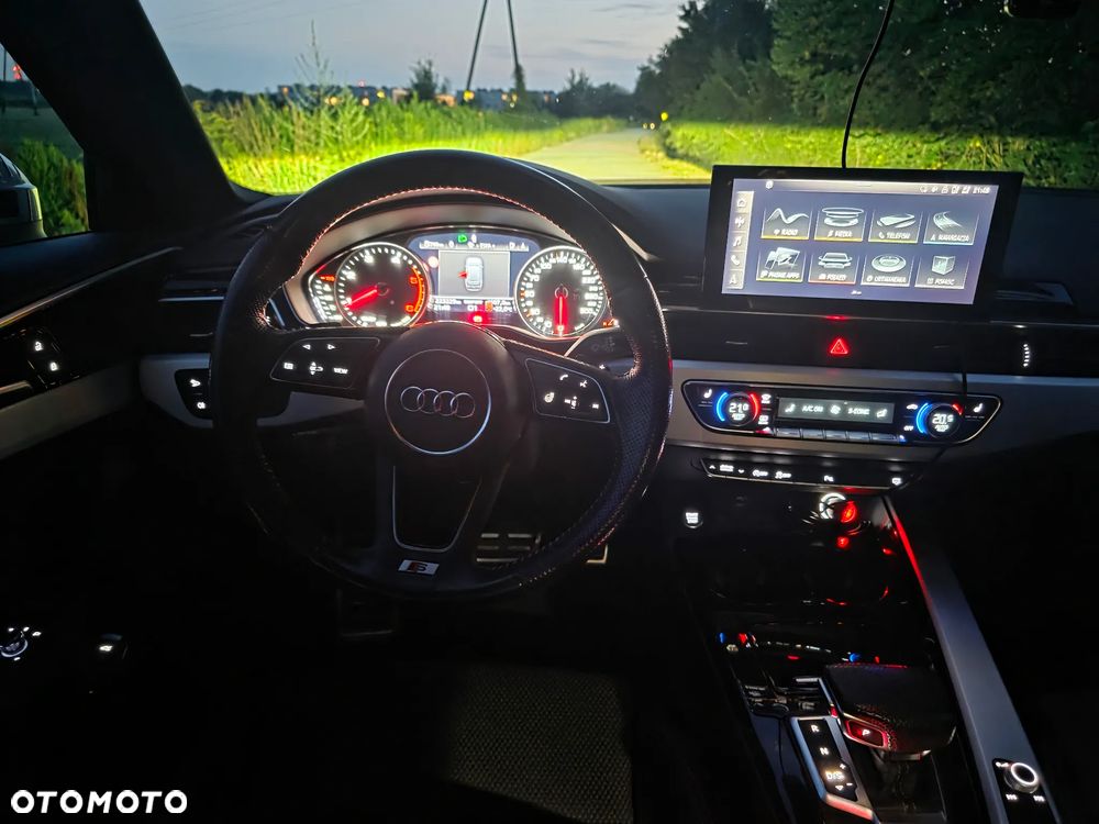 Audi A4 Avant 40 TDI Quattro S tronic - 11