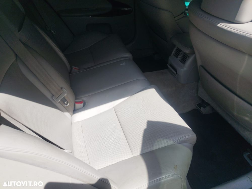 Lexus Seria GS 450h - 10