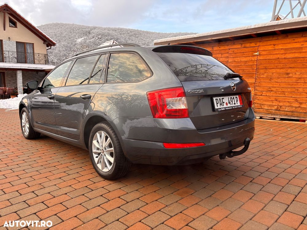 Skoda Octavia 2.0 TDI ELEGANCE - 30