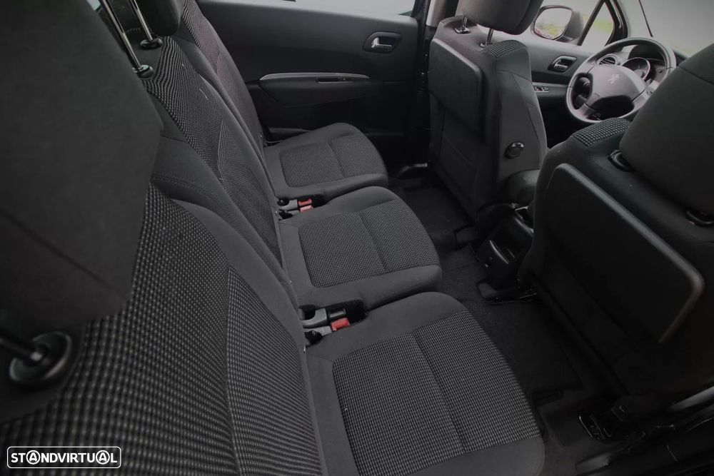 Peugeot 5008 1.6 BlueHDi Active - 18