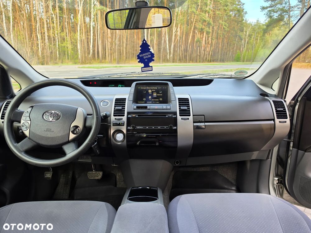 Toyota Prius 1.5 VVT-i Prestige - 17