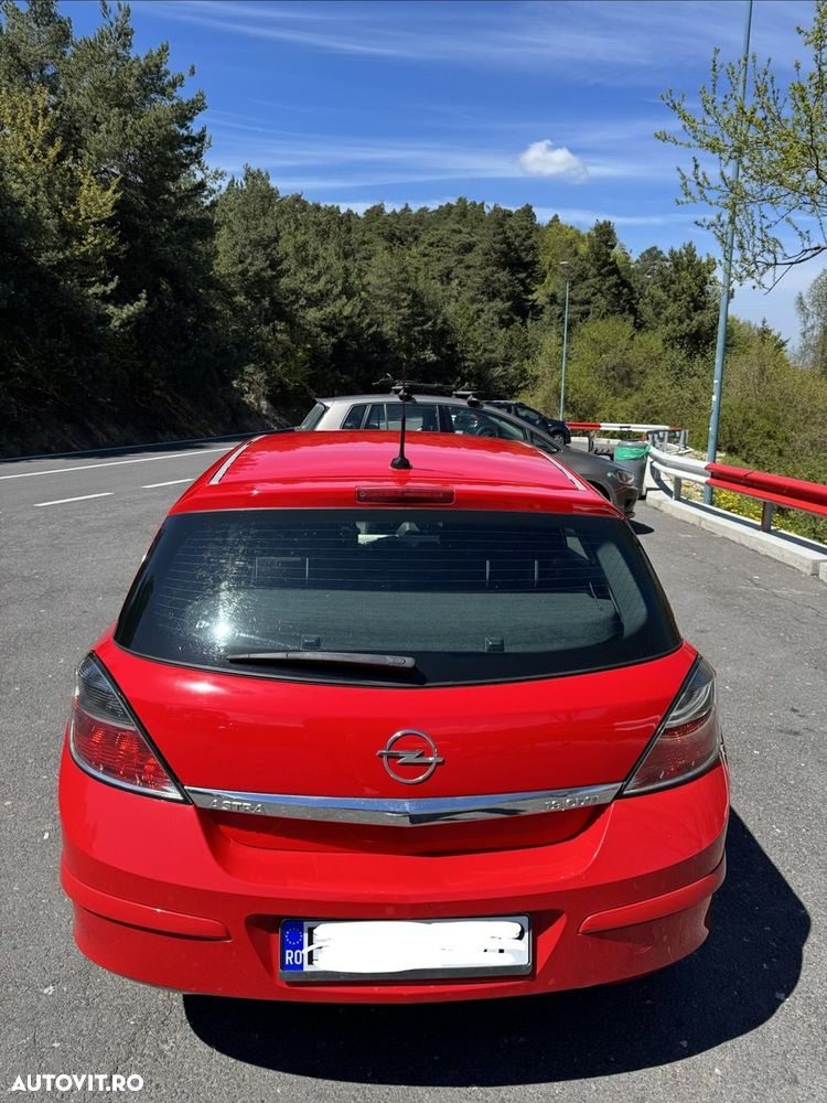 Opel Astra 1.9 CDTI Cosmo - 5