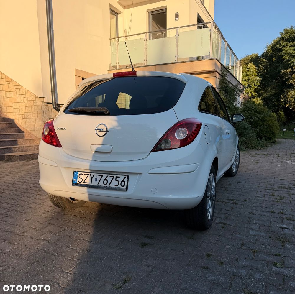 Opel Corsa - 4