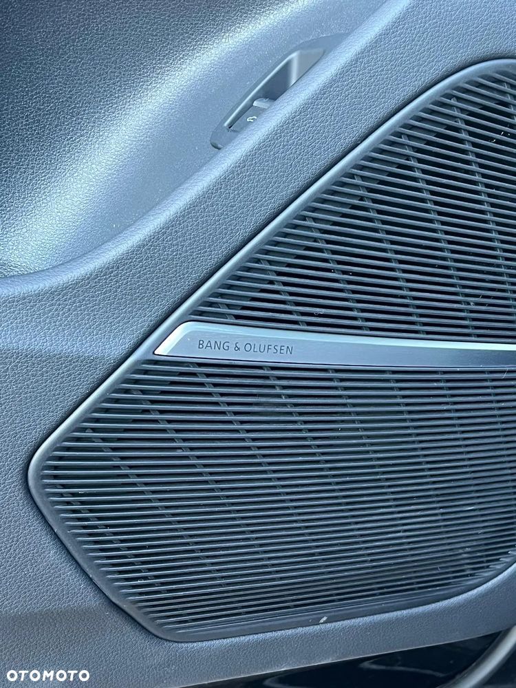 Audi Q8 - 17
