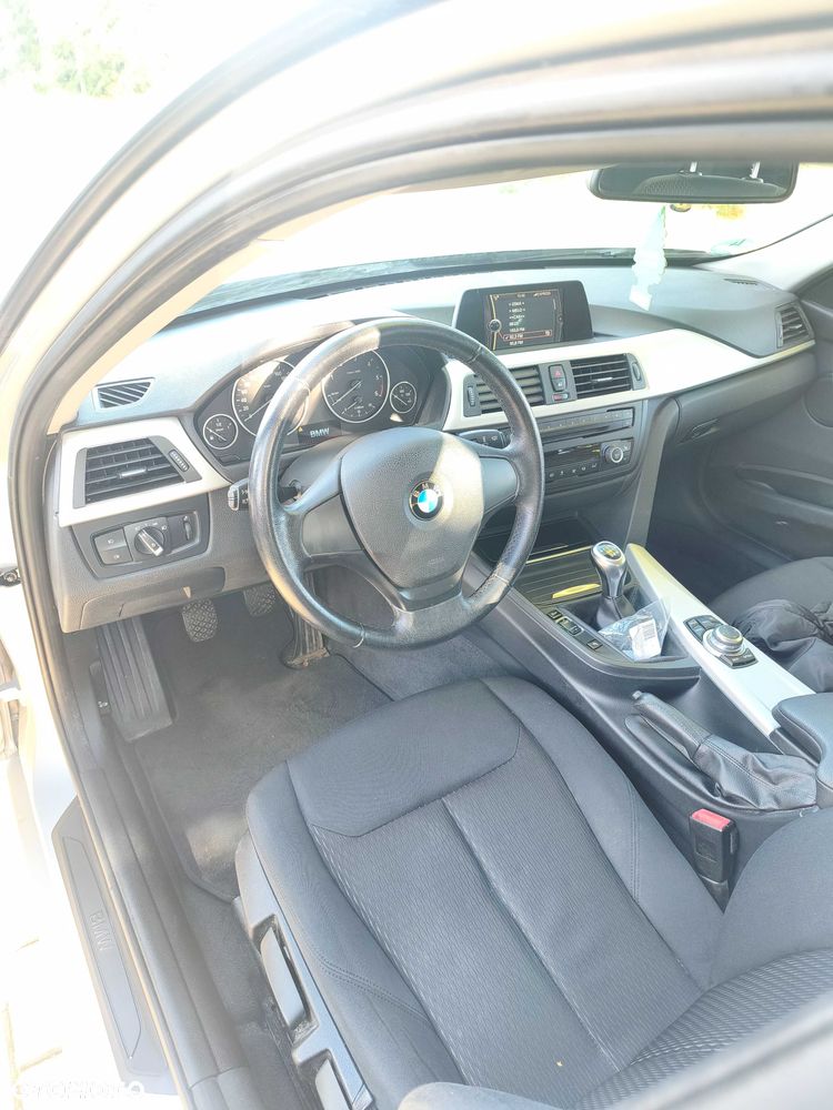 BMW Seria 3 - 8