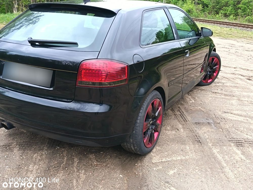 Audi A3 3-drzwiowe 2.0 FSI Ambiente - 11