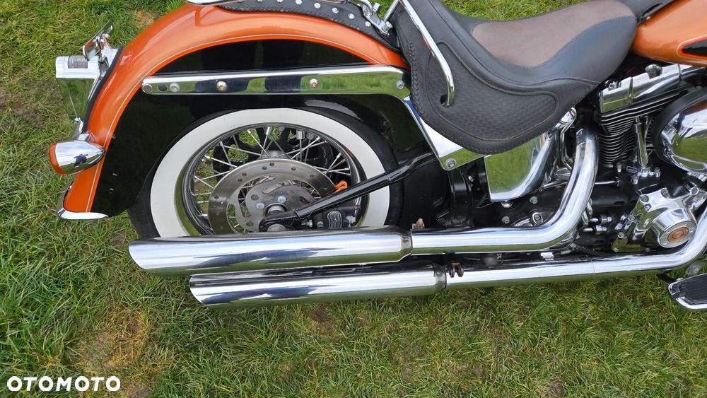 Harley-Davidson Softail Deluxe - 14