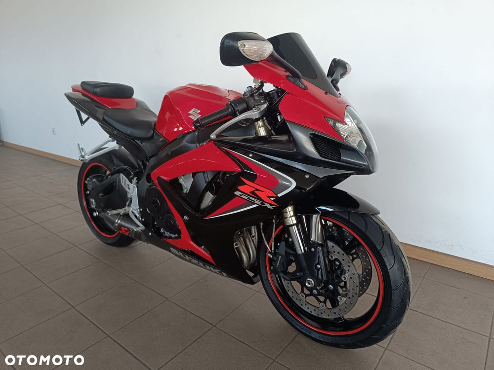 Suzuki GSX-R - 1