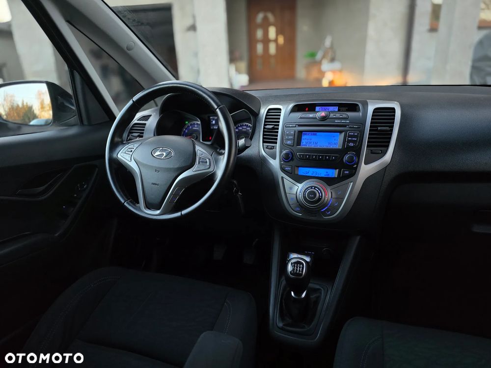 Hyundai ix20 - 32