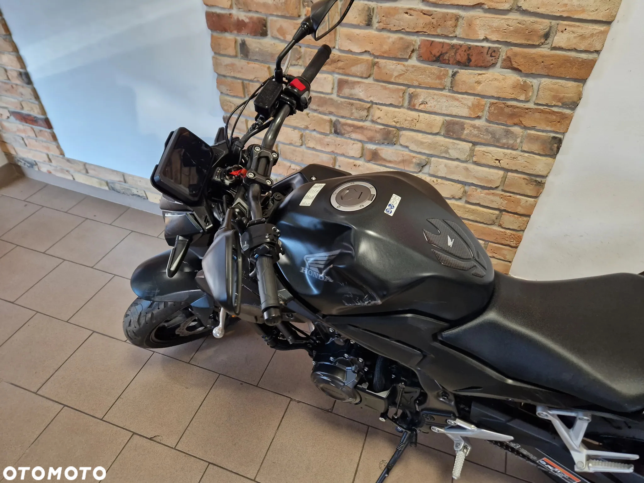Honda Hornet - 11