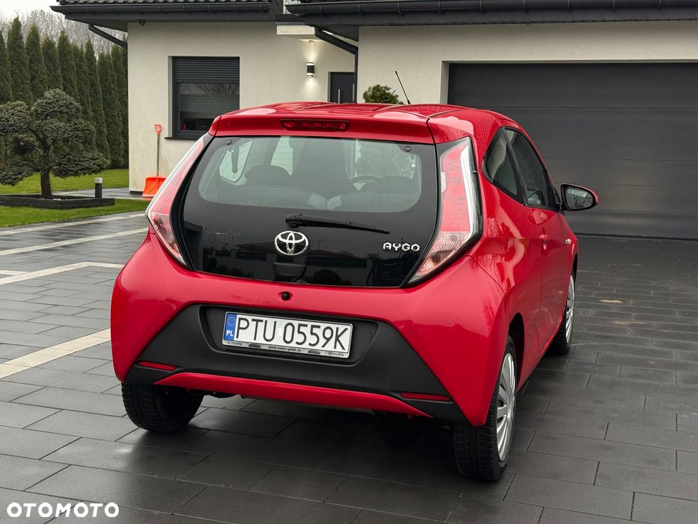 Toyota Aygo x-play - 9