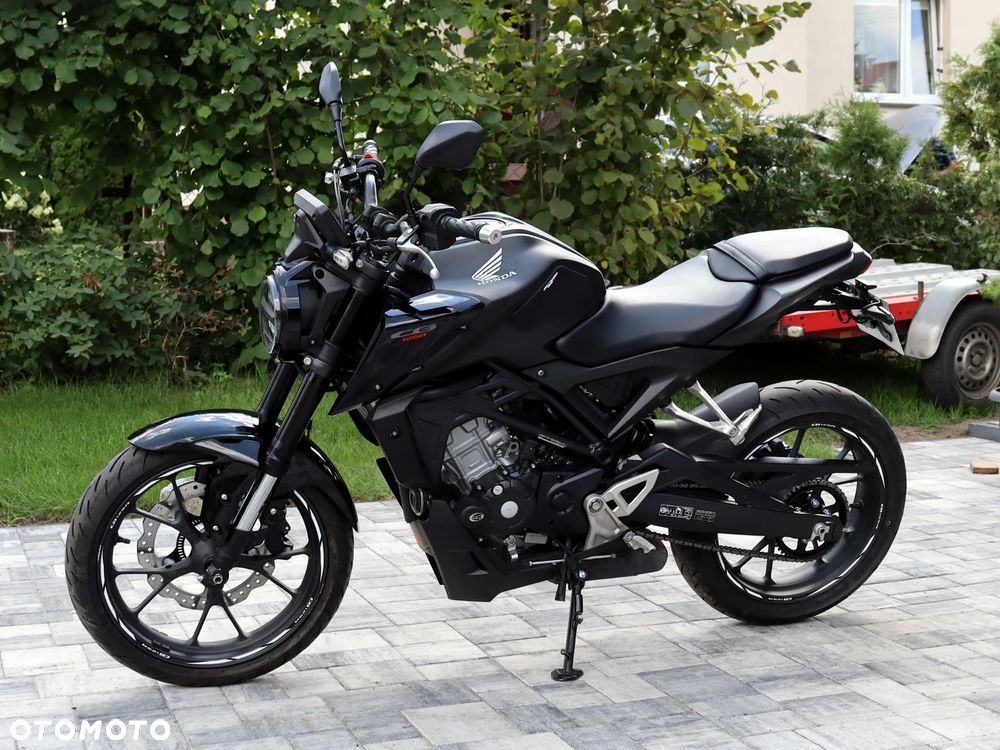 Honda CB - 9