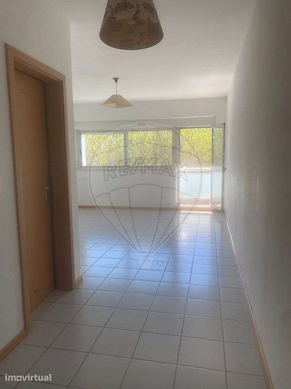 Apartamento T2 para arrendamento - Grande imagem: 4/22