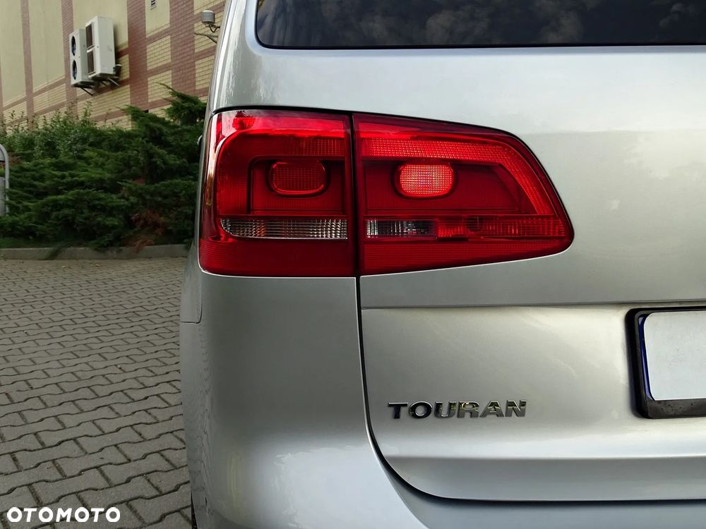 Volkswagen Touran 1.6 TDI DPF BlueMotion Technology Comfortline - 23