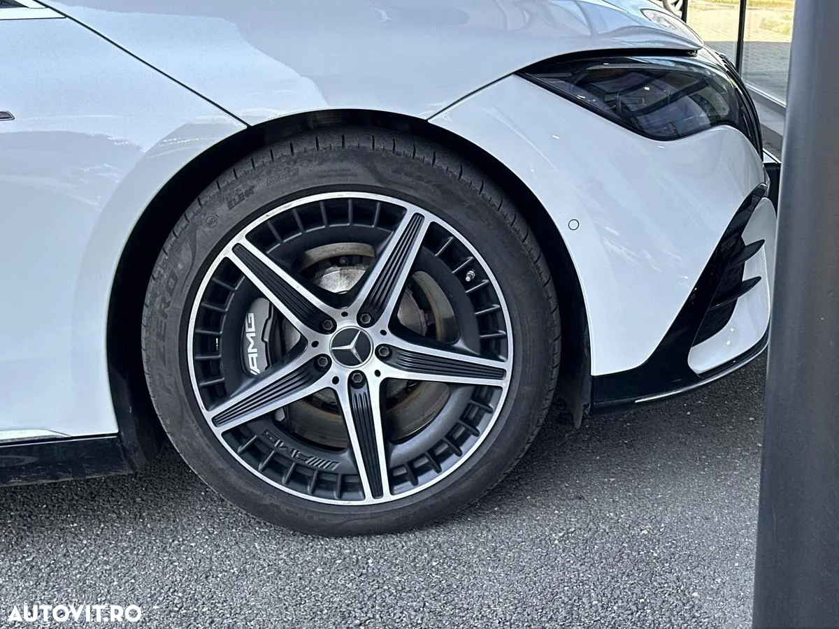 Mercedes-Benz EQE AMG 43 4MATIC - 16