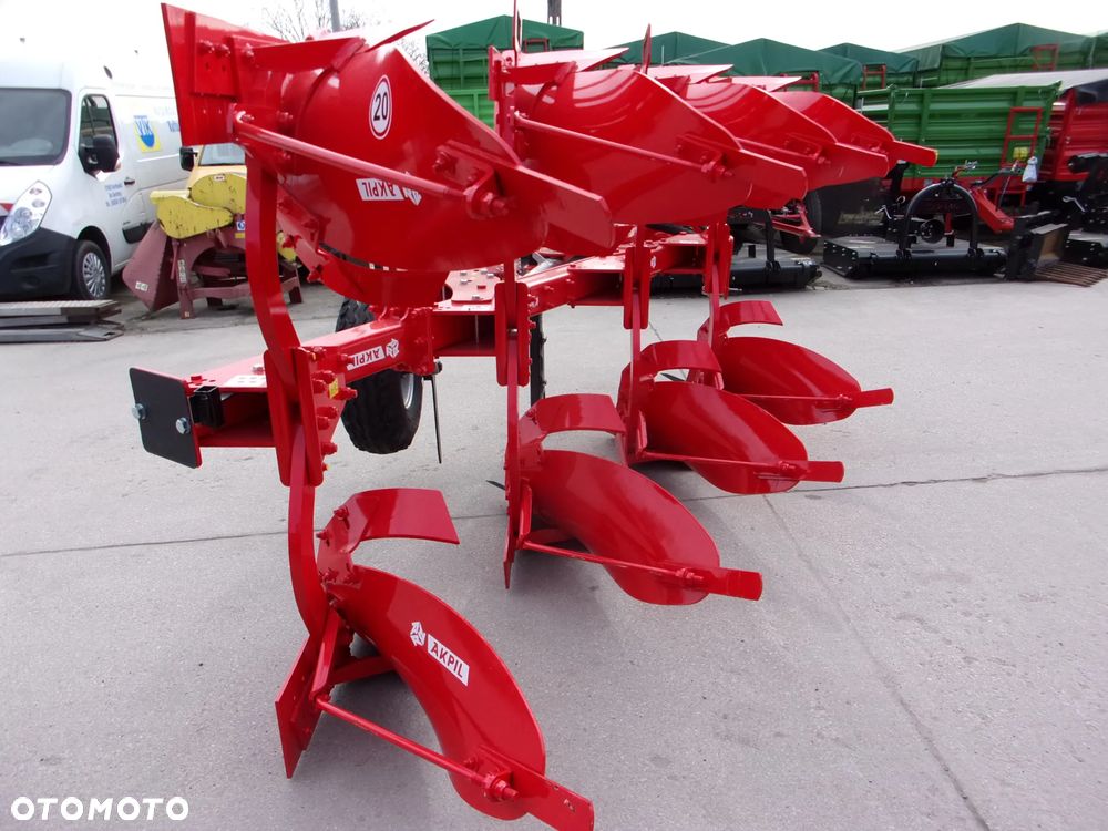 Akpil Pług obrotowy KM-180HP, KM-80R, Mix-Due, KM-80, Euro-Masz PO-4, POM4,  Bomet U-064/1, Pług jednobelkowy Akpil Mix-40, Wirax U018, Euro-Masz PJ4, PJR-4, PJM-4, Pług zagonowy - ramowy Akpil CZH350, CZH400, Euro-Masz Atlas PZ-3, PZ4 - 12