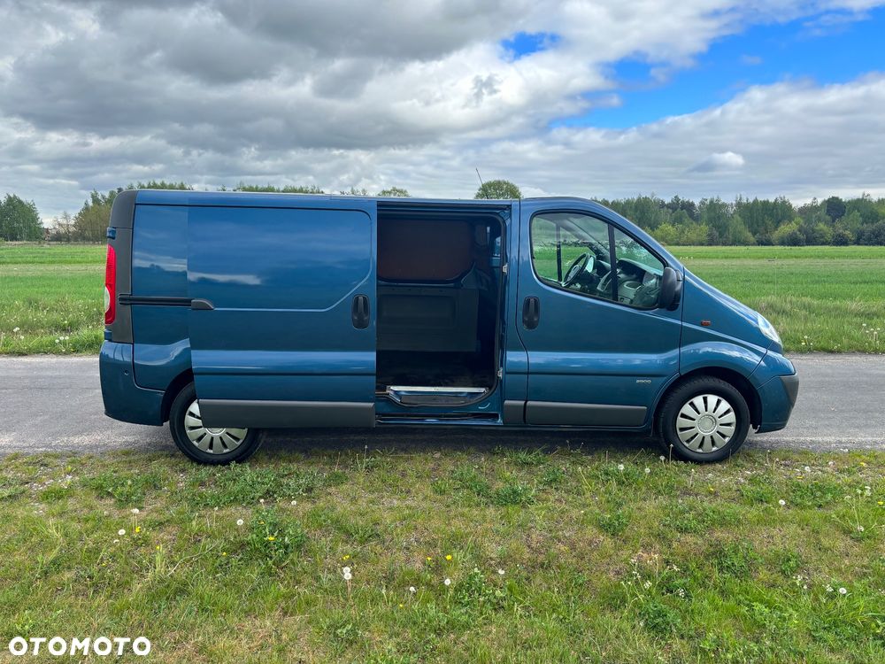 Opel Vivaro - 14