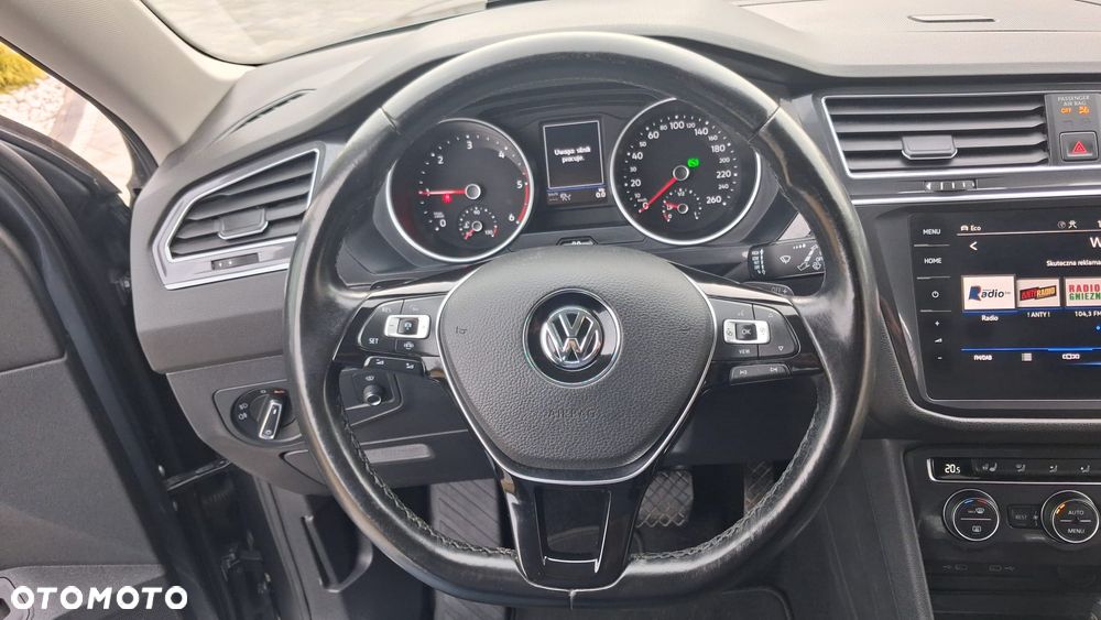 Volkswagen Tiguan 2.0 TDI SCR 4MOTION DSG URBAN SPORT - 33