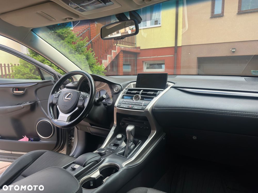 Lexus NX 200t Elegance AWD - 18