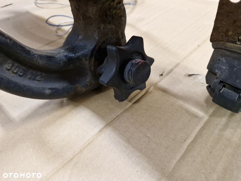 citroen c8 hak holowniczy wiązka instalacja - 3