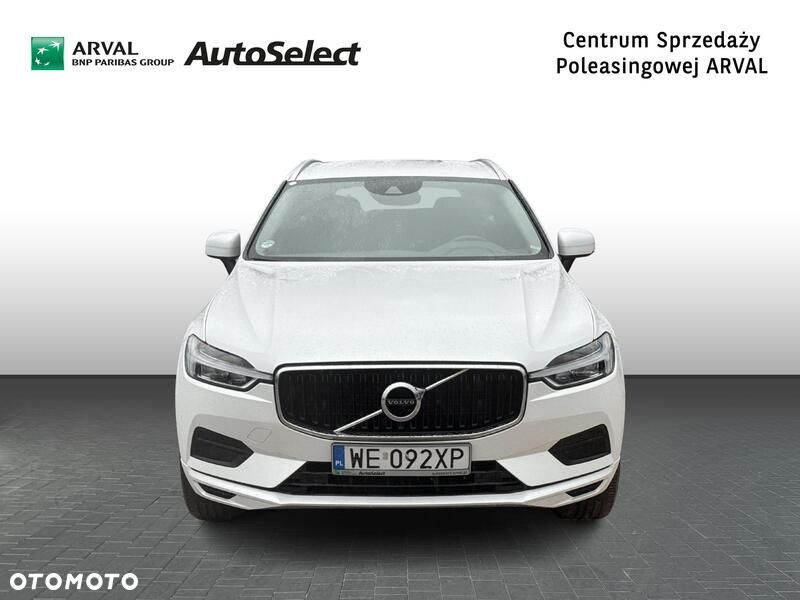 Volvo XC 60 T5 Momentum Pro - 10