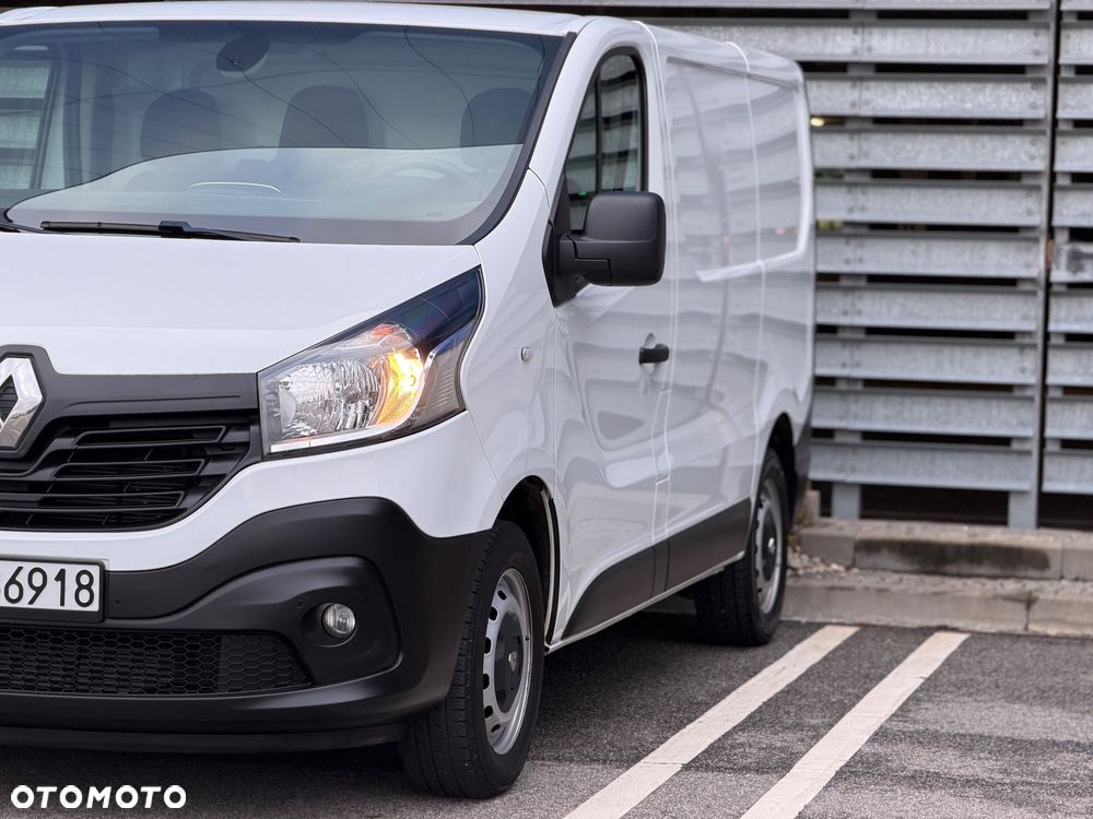 Renault TRAFIC 2019/20r 89tys km JAK NOWY Stan WZOROWY NAVI Bluetooth Tempomat Kamera FULL OPCJA Vivaro - 31