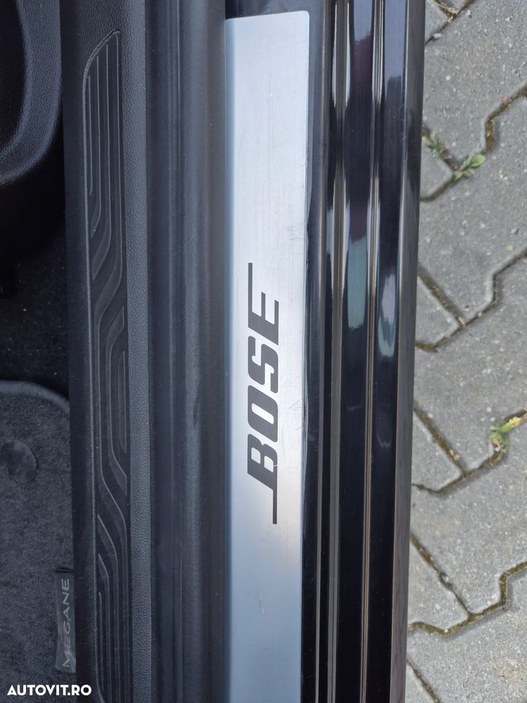 Renault Megane ENERGY dCi 130 BOSE EDITION - 24