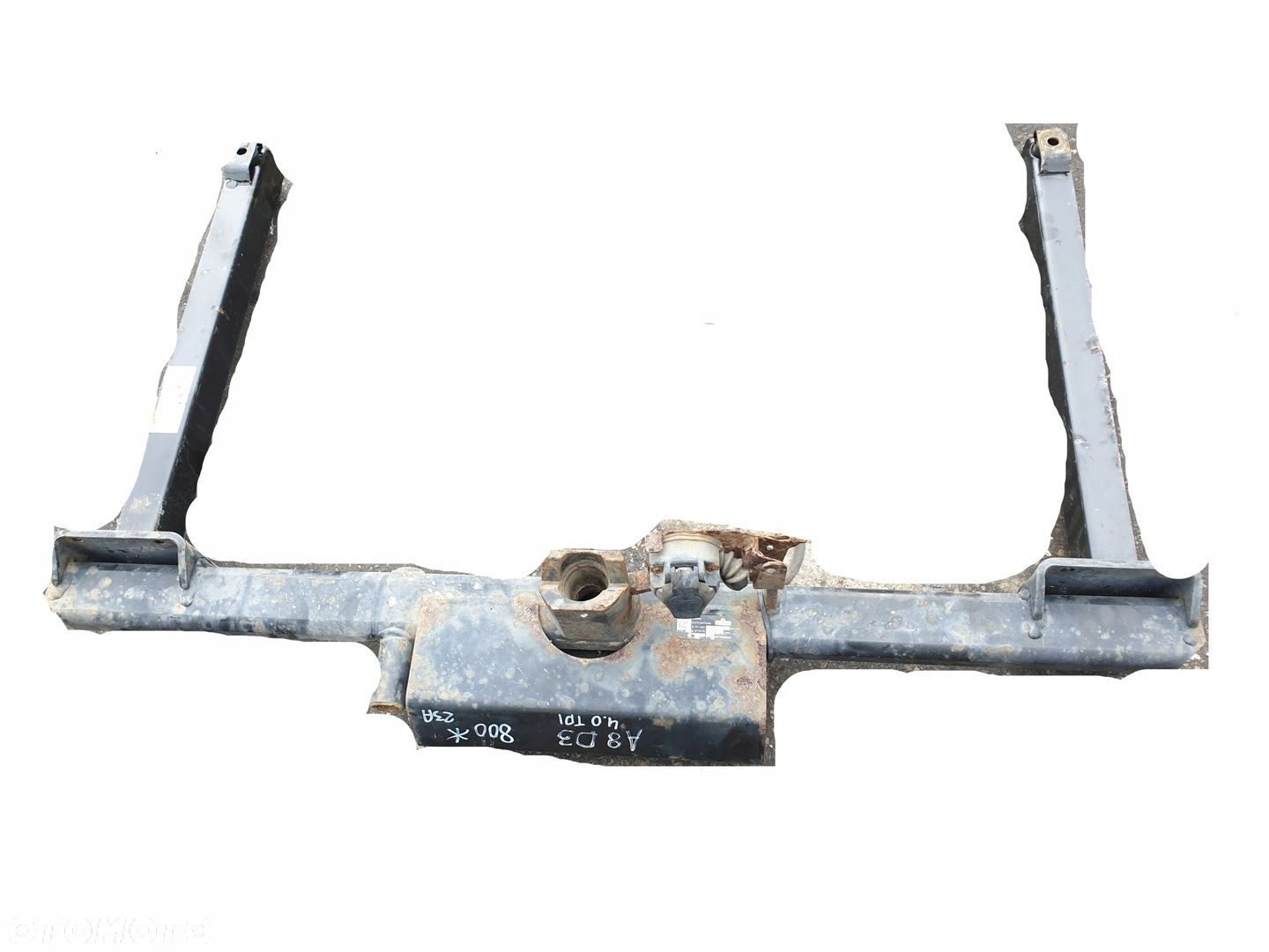 HAK HOLOWNICZY WESTFALIA AUDI A8 D3 - 1