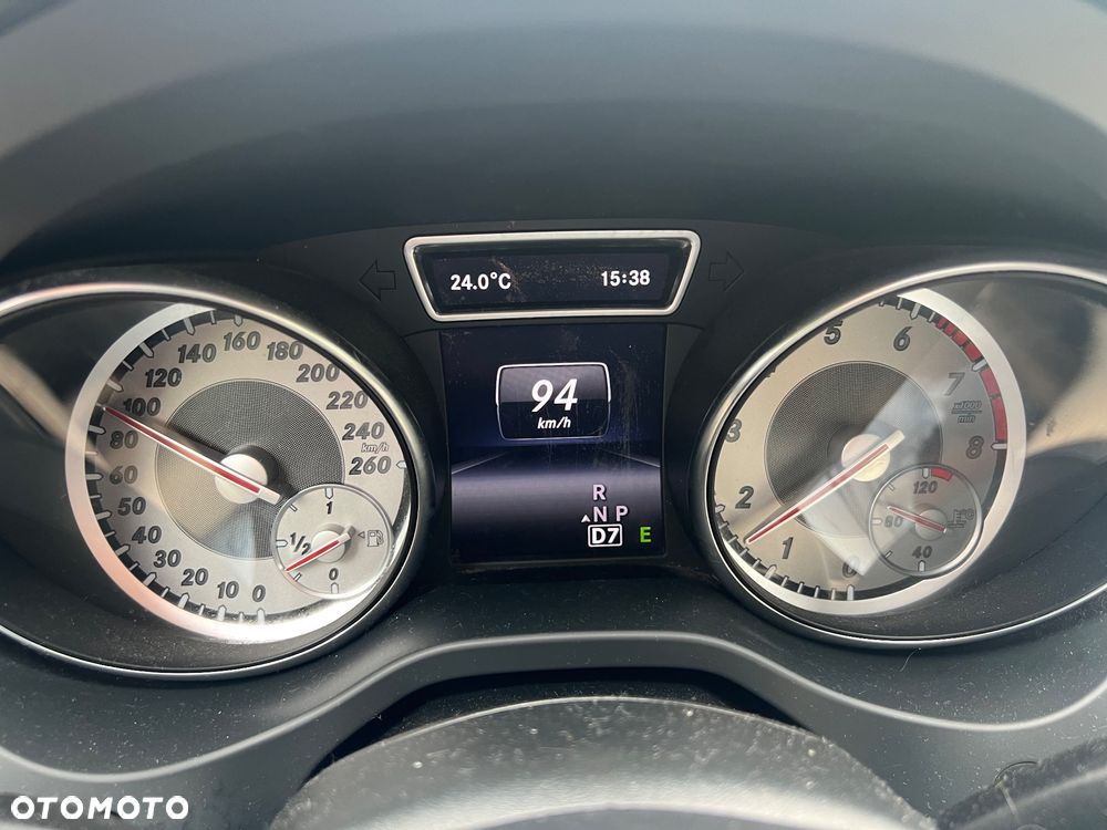 Mercedes-Benz GLA 250 4-Matic - 18