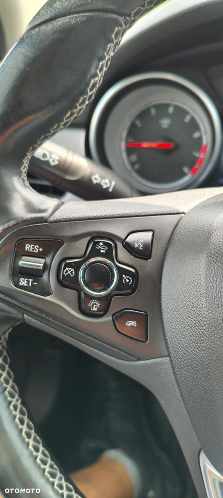 Opel Astra 1.4 Turbo Edition - 17