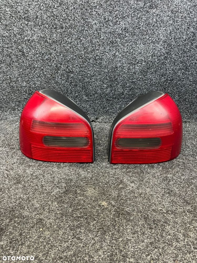 audi a3 8l lampa prawa  lewa tył tylna OE europa