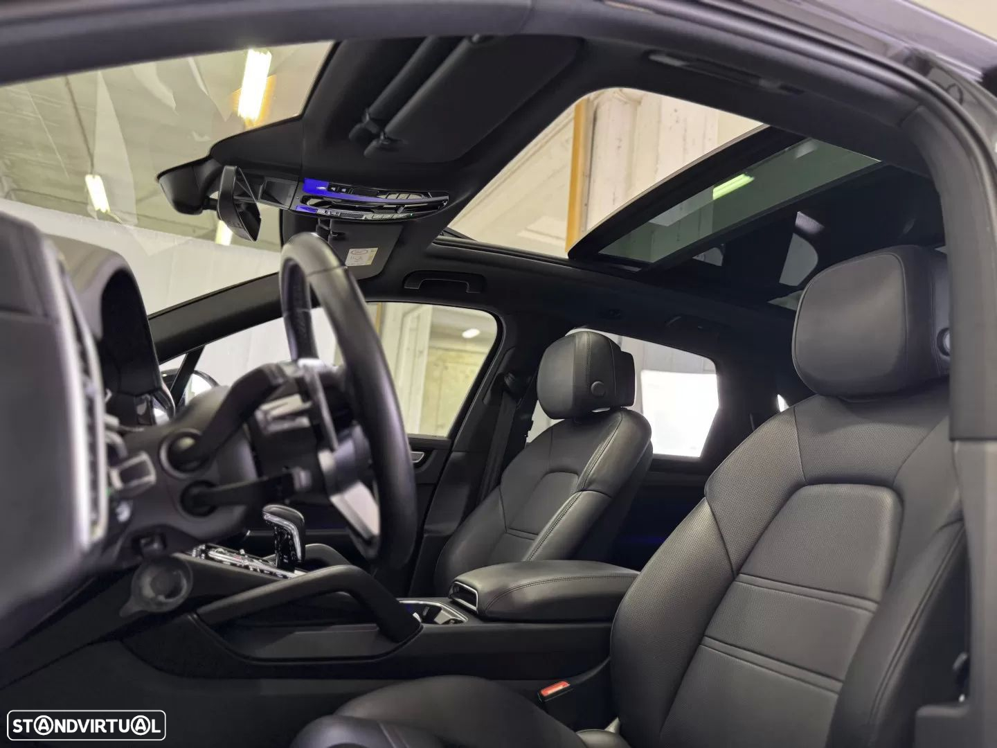 Porsche Cayenne Platinum Edition - 32