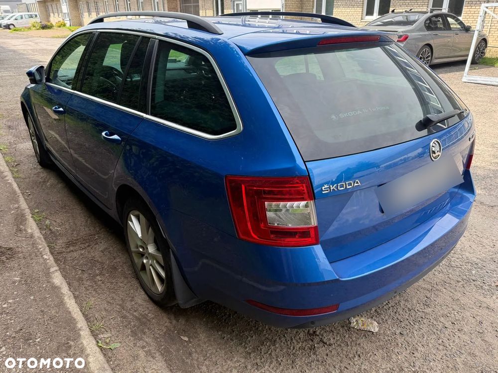 Skoda Octavia 2.0 TDI SCR 4x4 Ambition DSG - 4